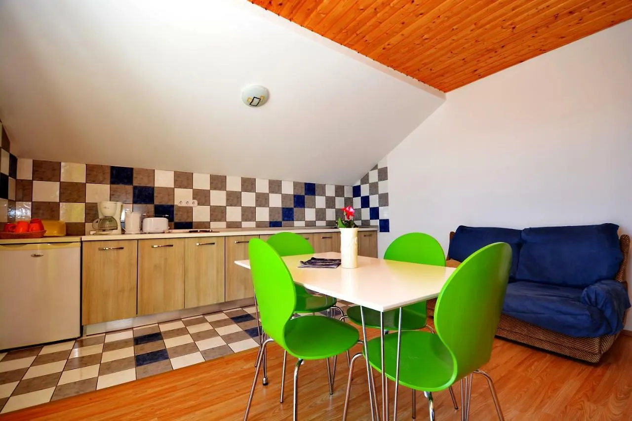 Apartment Blue Sali