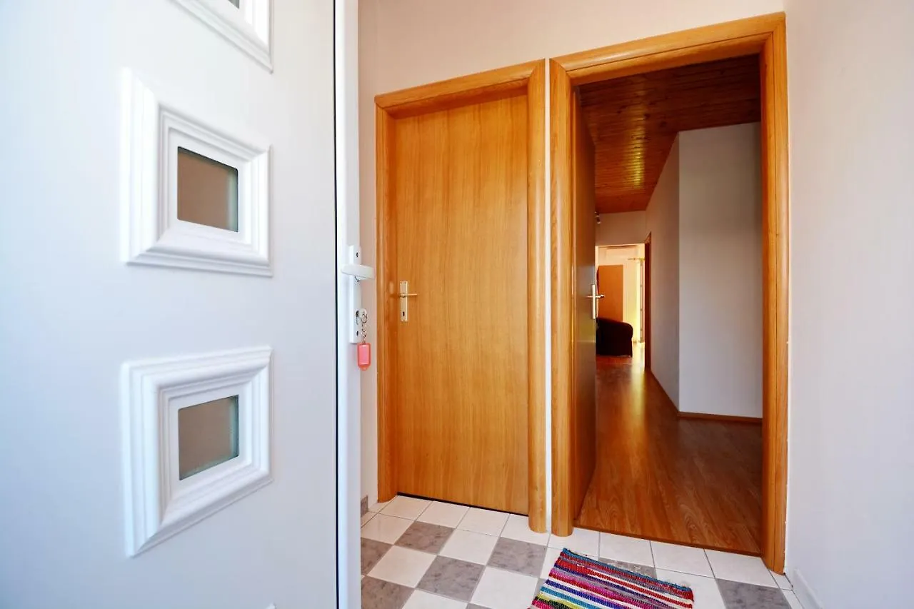 Apartment Blue Sali
