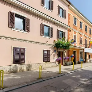 https://apartments-stanislava-fazana.in-istria.net