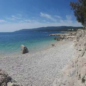 https://apartman-alberti.in-istria.net